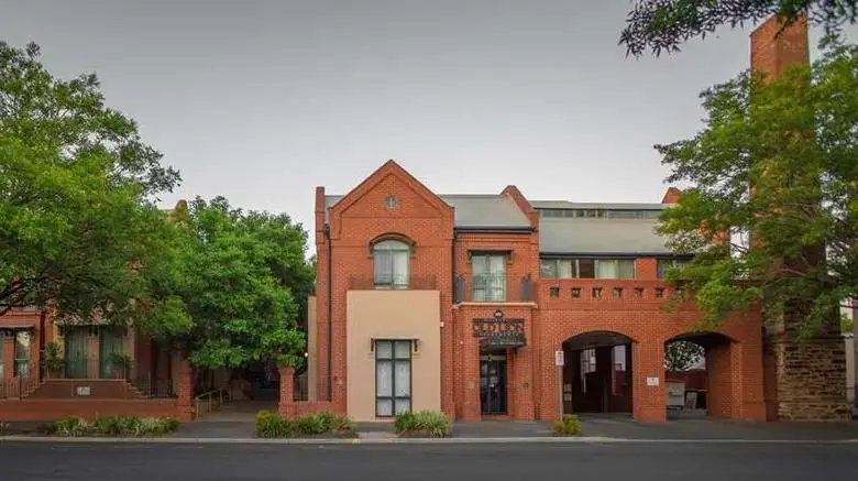 Majestic Old Lion Apartments accommodation in North Adelaide.